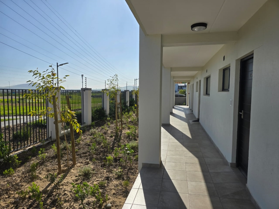 2 Bedroom Property for Sale in Buh Rein Estate Western Cape